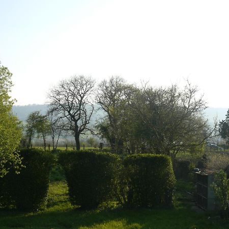 Bed and Breakfast Les Miquelots Pont-d'Ouilly Esterno foto