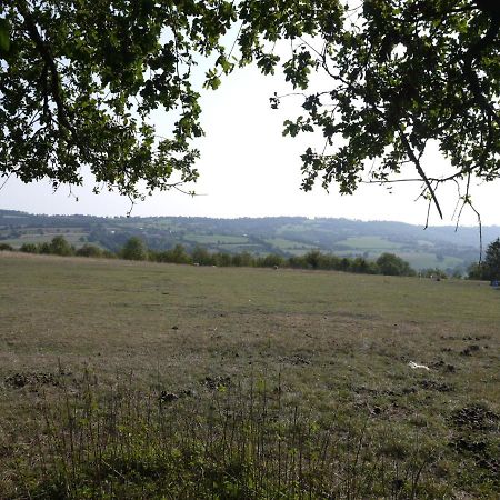 Bed and Breakfast Les Miquelots Pont-d'Ouilly Esterno foto