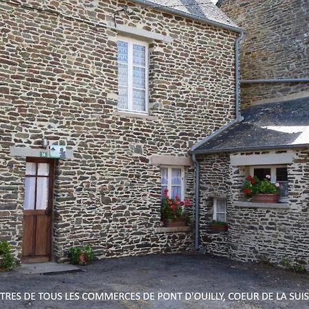 Bed and Breakfast Les Miquelots Pont-d'Ouilly Esterno foto