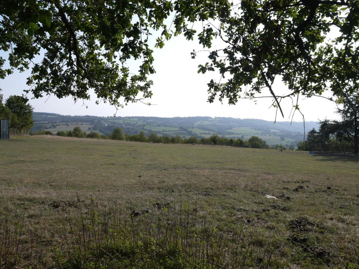 Bed and Breakfast Les Miquelots Pont-d'Ouilly Esterno foto